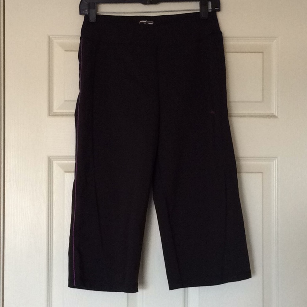 Puma workout capris